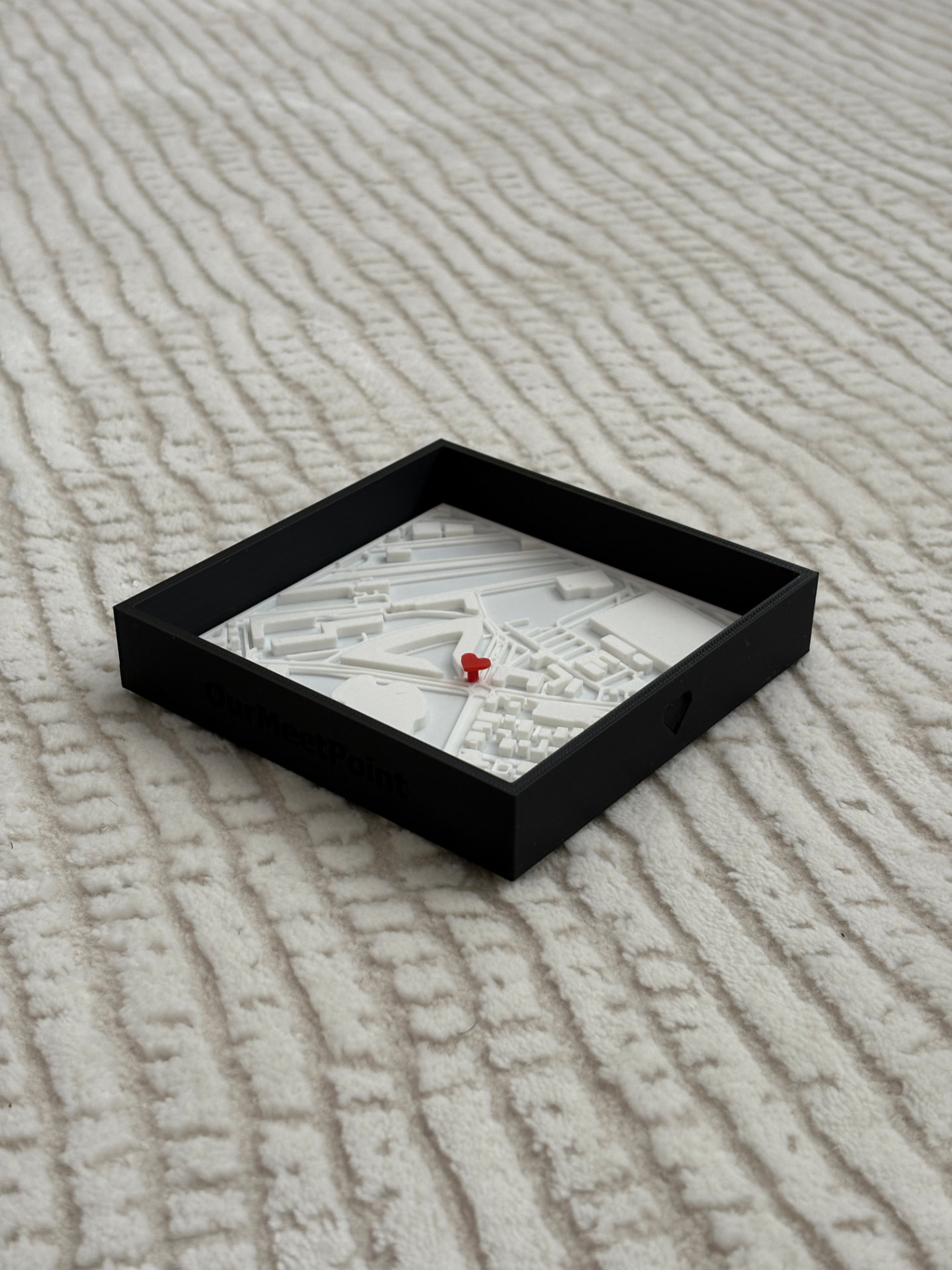 Harta 3D OurMeetPoint nga këndi anësor